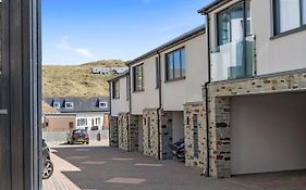 5 The Dunes